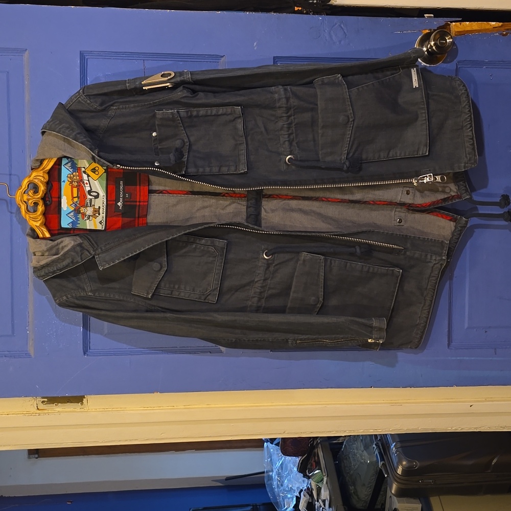 NWoT moose Knuckles utility jacket